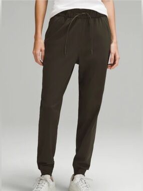 Lululemon Keep Moving Drawstring Jogger Pants in Dark Olive